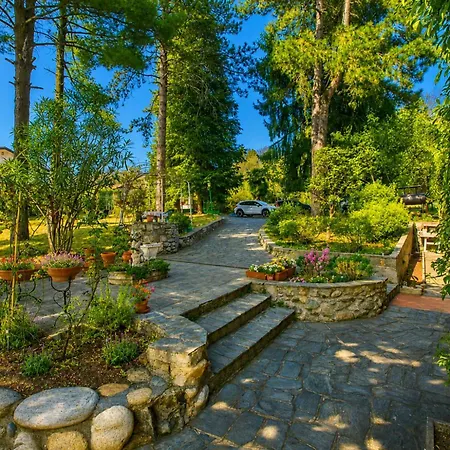 Villa I Tre Archi For 6 With Private Garden - Happy Rentals *